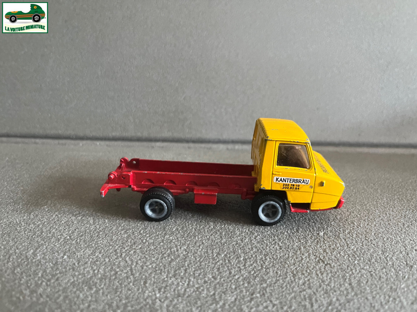 Ancienne Voiture Miniature Camion Berliet Stradair Champion France Epave 1/60
