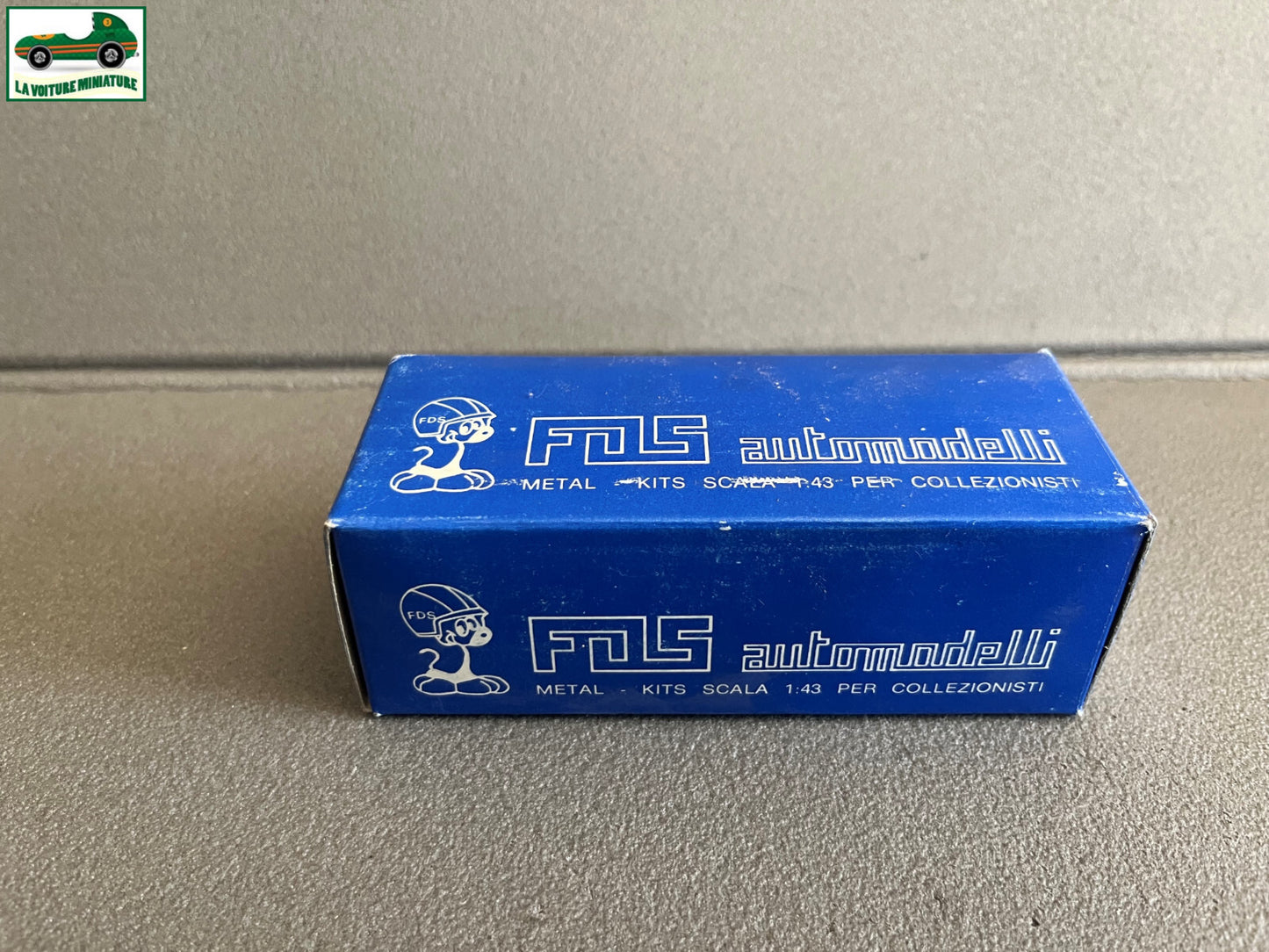 Voiture Miniature Kit Métal non monté Ferrari 308 GTB FDS au 1/43