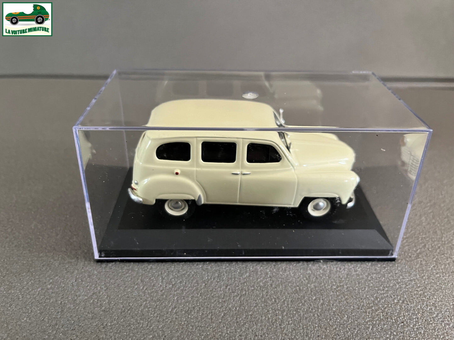 Voiture Miniature Renault Colorale Prairie 1952 au 1/43