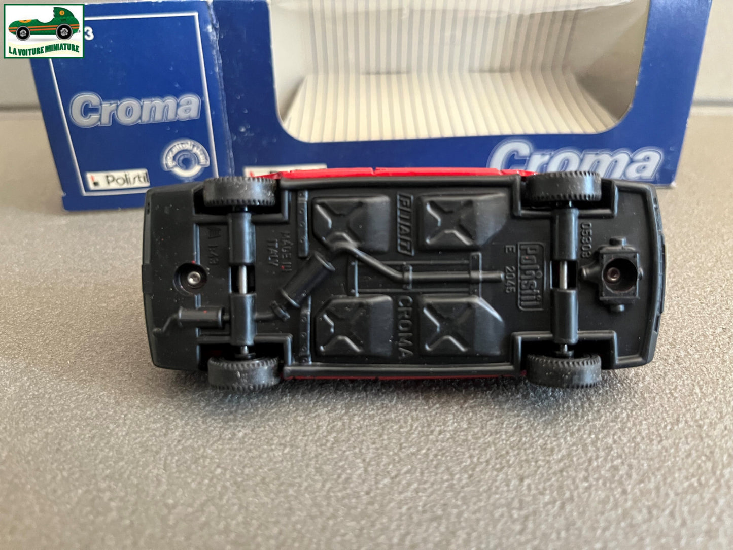 Ancienne Voiture miniature Fiat Croma Polistil Italy au 1/43