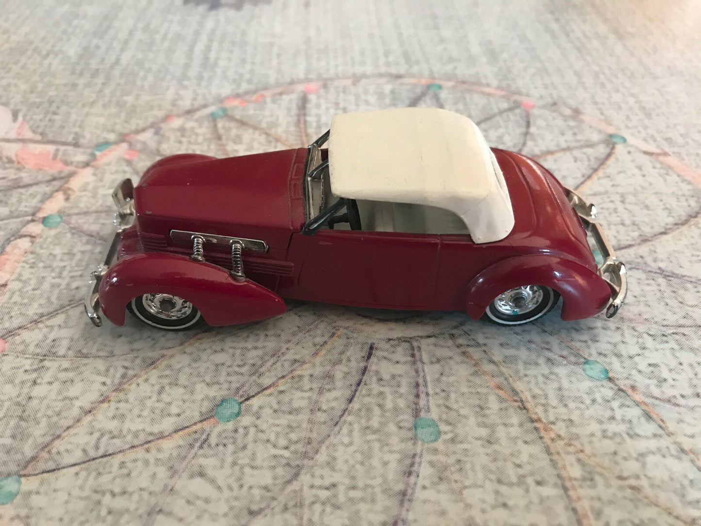 Voiture Miniature Matchbox 1937 Cord Model 812 Supercharged 1978 Made in England