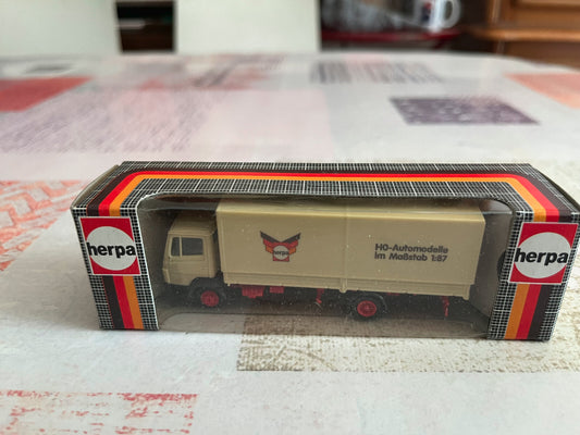 Voiture Miniature Camion Mercedes Herpa 1/87 HO