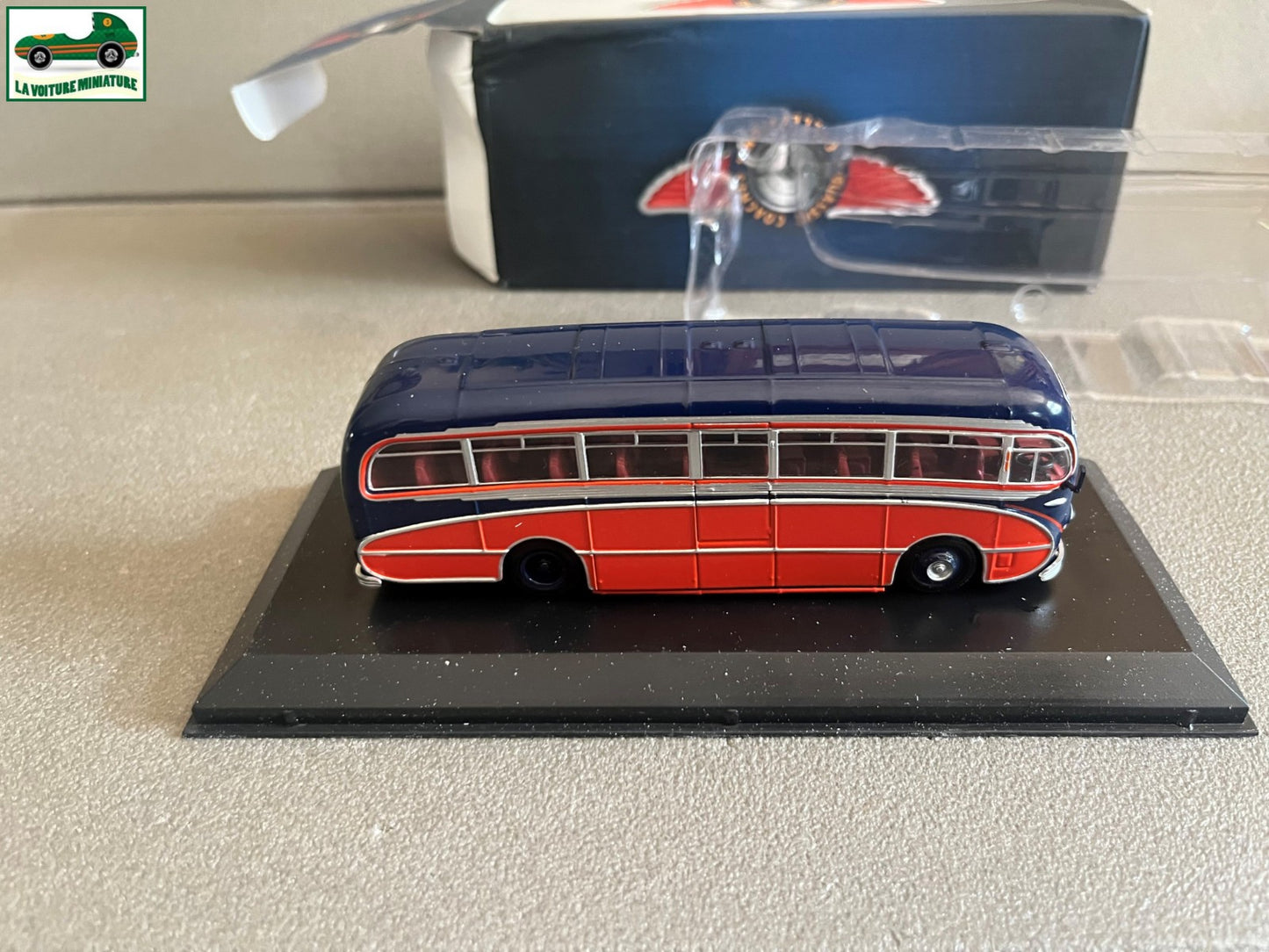 Voiture miniature JT Whittle & Son Burlingham Seagull Autobus Bus Atlas 1/72
