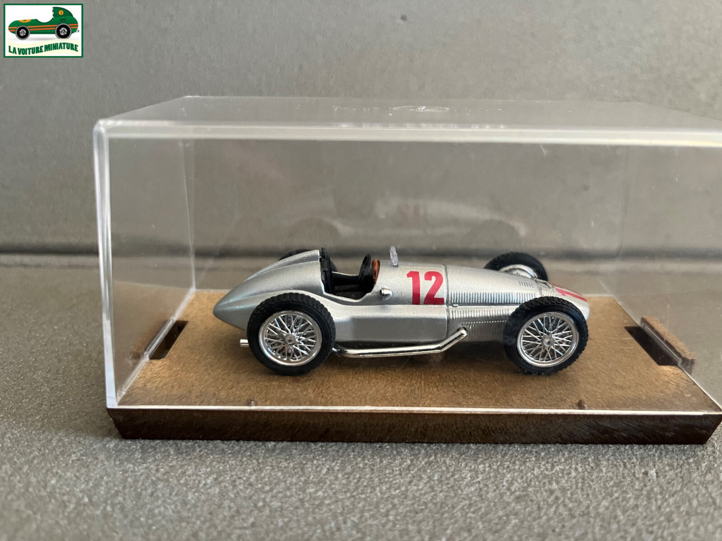Voiture Miniature Mercedes Benz Course #12 Brumm au 1/43