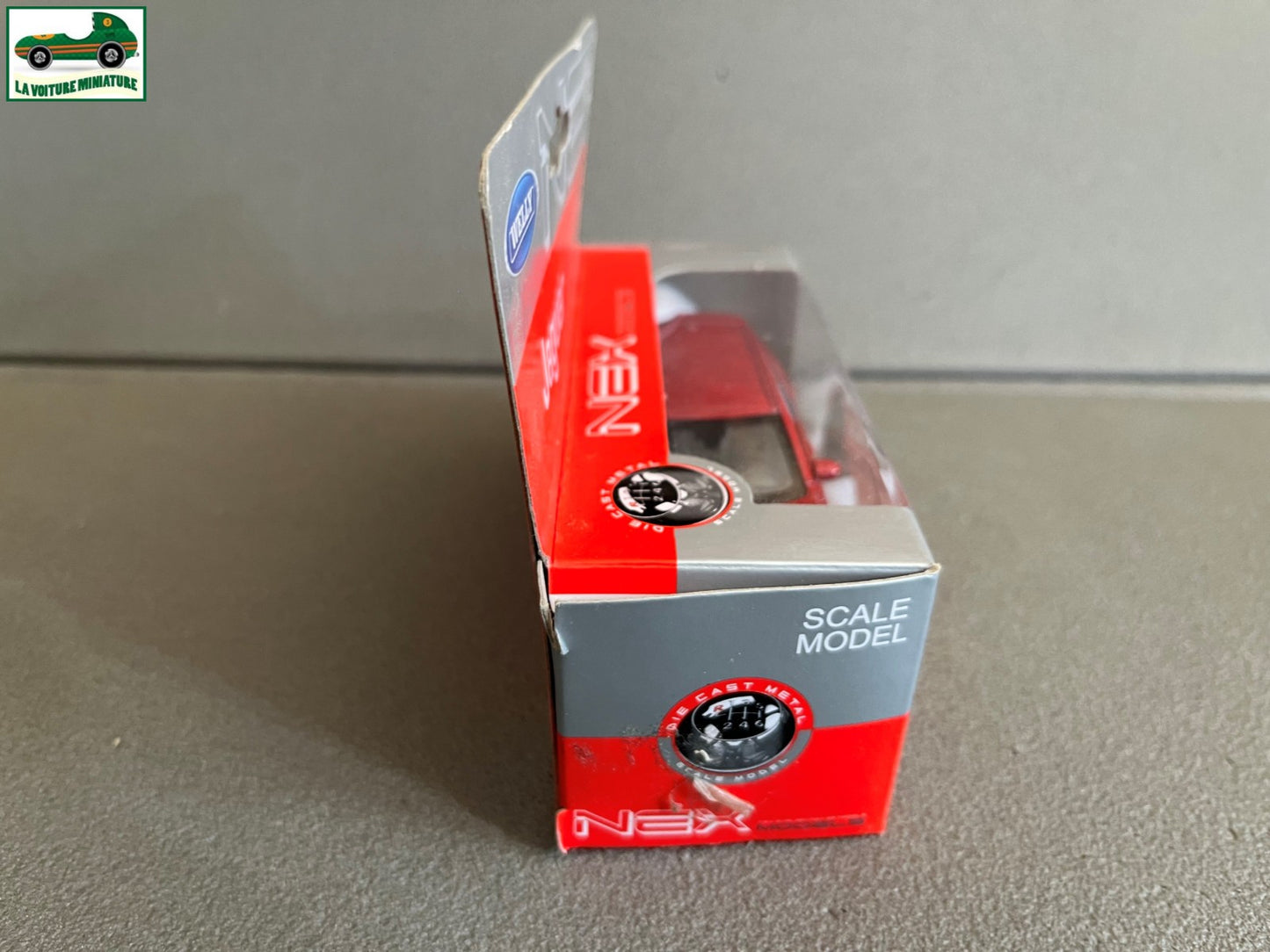 Voiture miniature Jaguar F Pace Welly 1/34 - 1/36 - 1/39