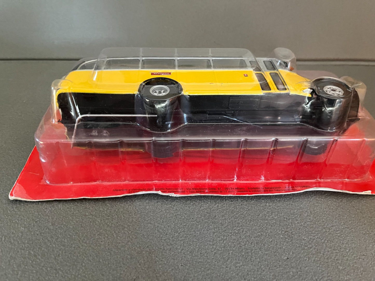 Voiture miniature Saurer L4C Autocar Autobus Bus Hachette 1/43