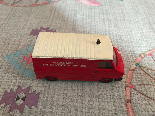 Voiture Miniature Camion Secours Pompiers Citroen C35 Chimique 1/50 Solido