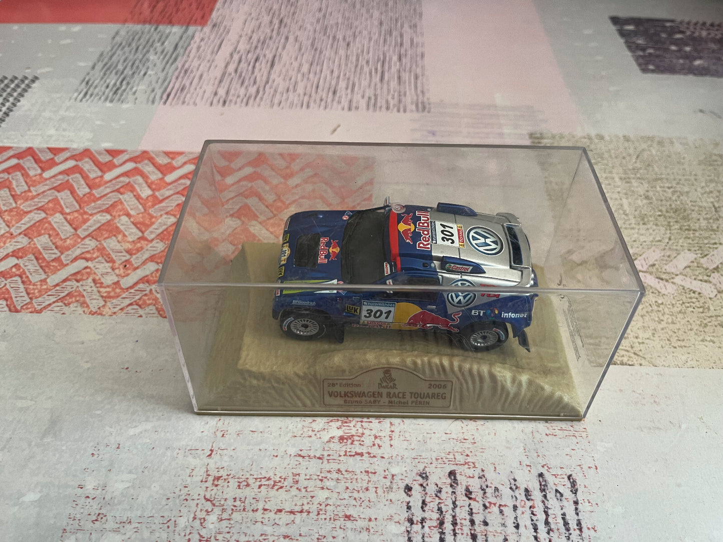 Voiture Miniature Volkswagen Race Touareg Dakar 2006 Norev M6 Collection au 1/43