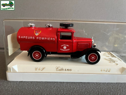 Voiture Miniature Citroen C4F Citerne Pompiers 4422 Solido au 1/43