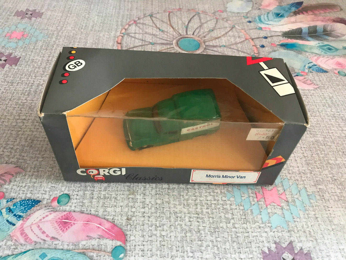 Voiture Miniature Morris Minor Van Castrol Corgi 1/43