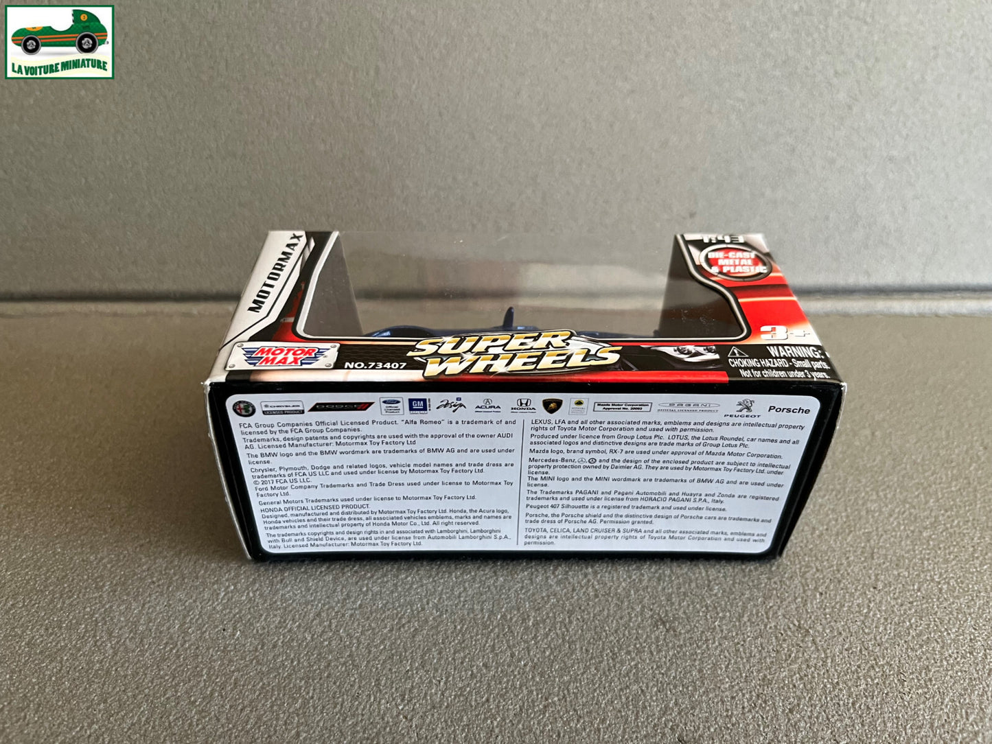 Voiture miniature 2005 Mercedes-Benz SLK55 AMG Motor Max 1/43