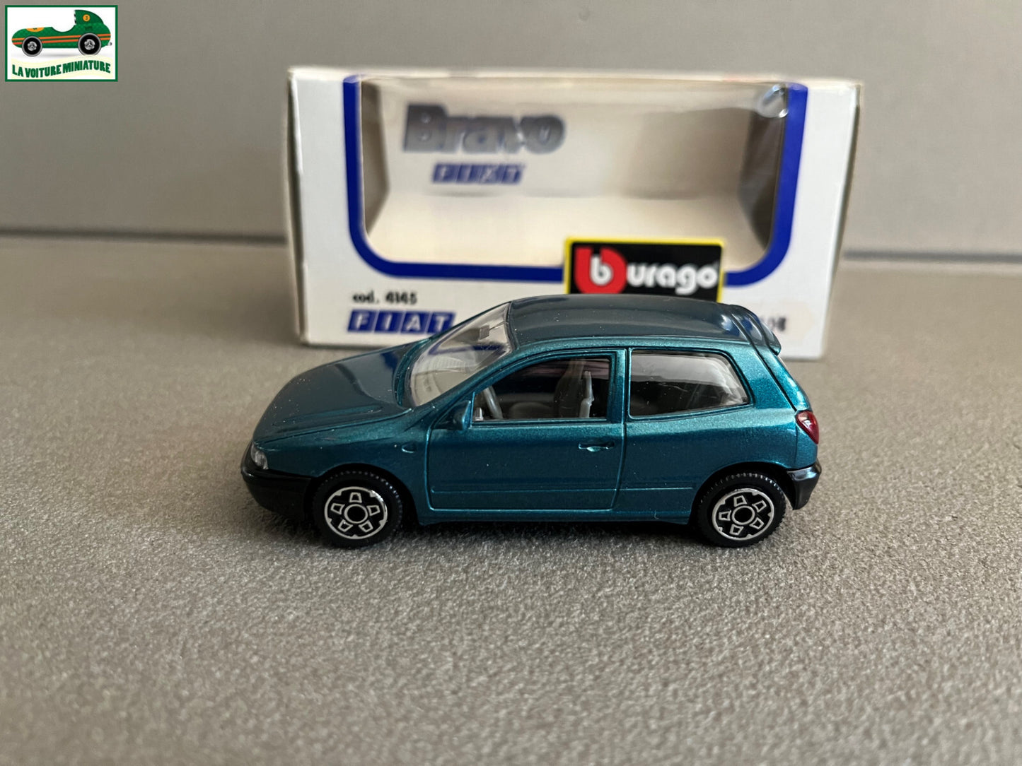 Voiture miniature Fiat Bravo cod. 4145 Burago au 1/43