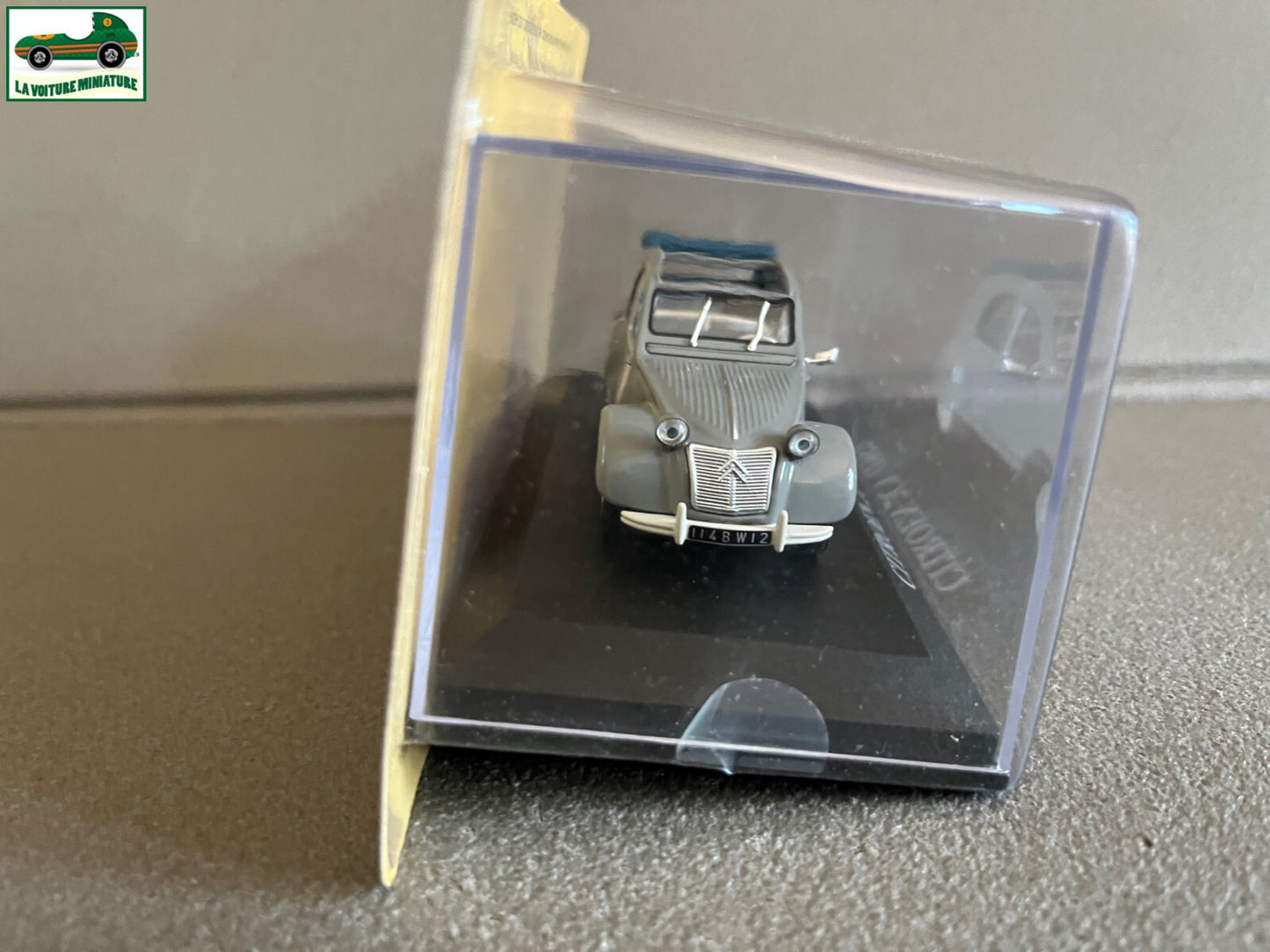 Voiture Miniature Citroen 2CV 1957 au 1/43
