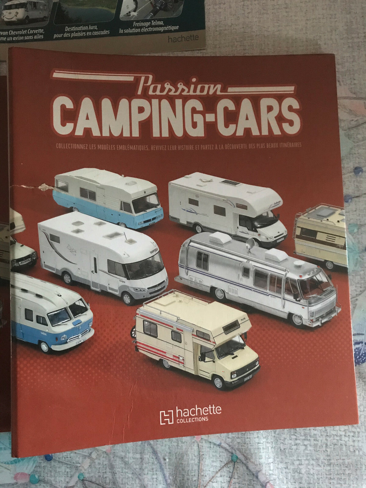 Voiture miniature Passion Camping Car Lot de 2 Classeurs + 4 Fascicules Hachette