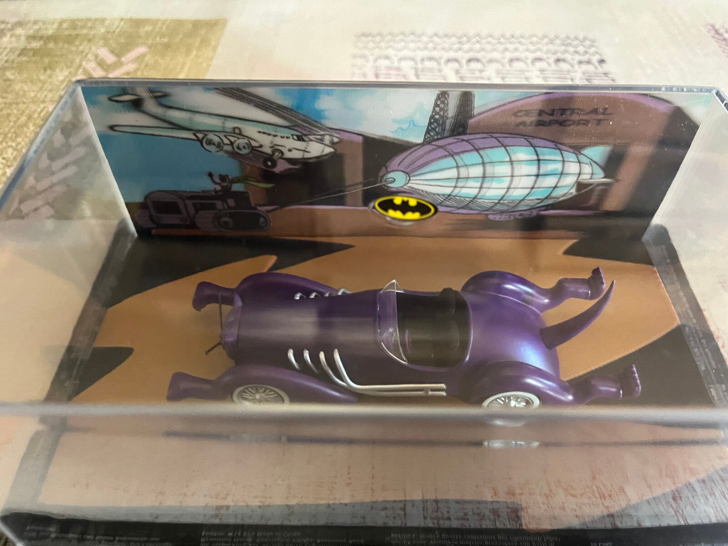Voiture Miniature Batmobile Les Véhicules de Batman Comics #122 Catmobile 1/43