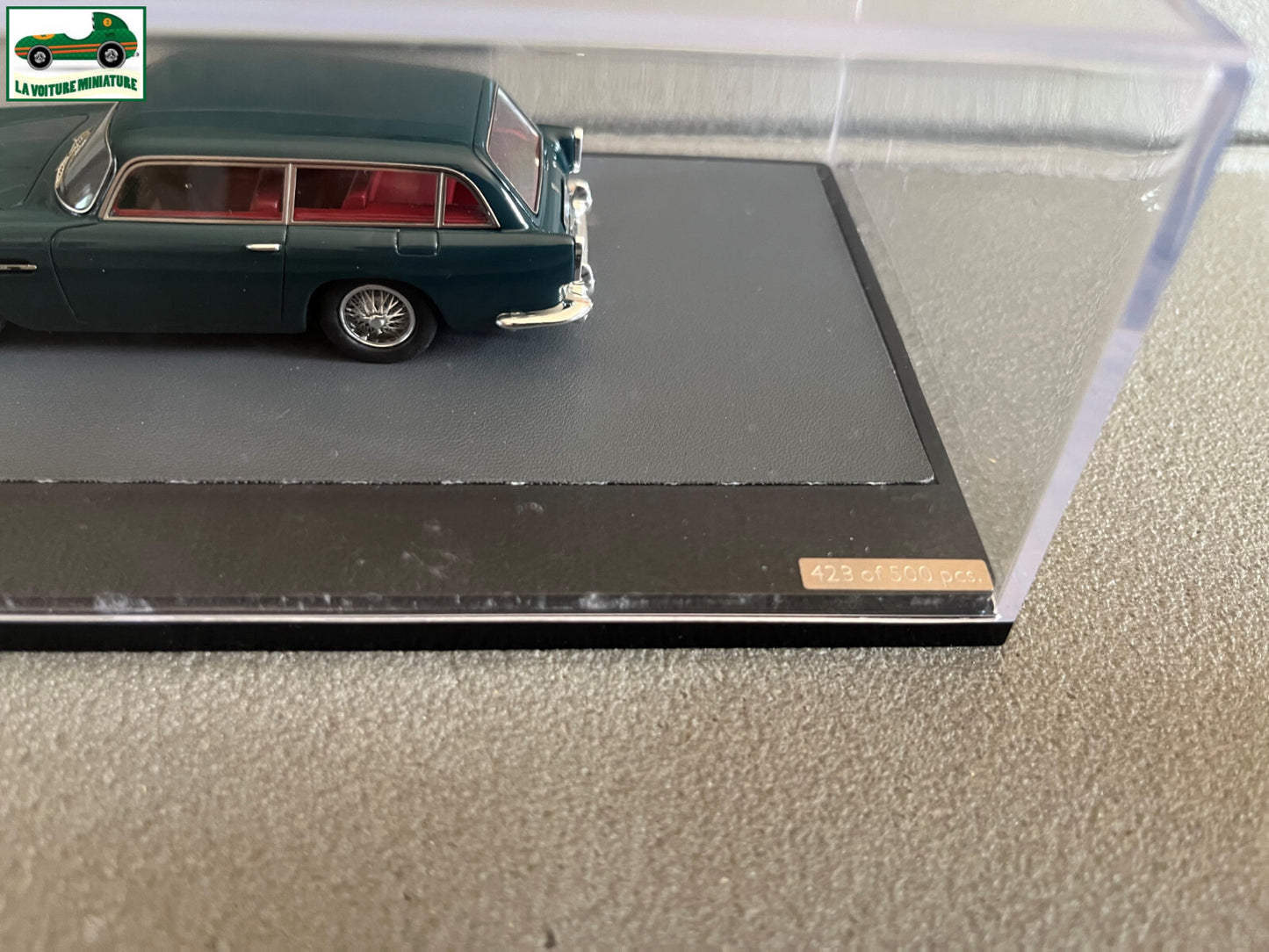 Voiture Miniature Aston Martin DB5 Shooting Brake Harold Radford Matrix au 1/43
