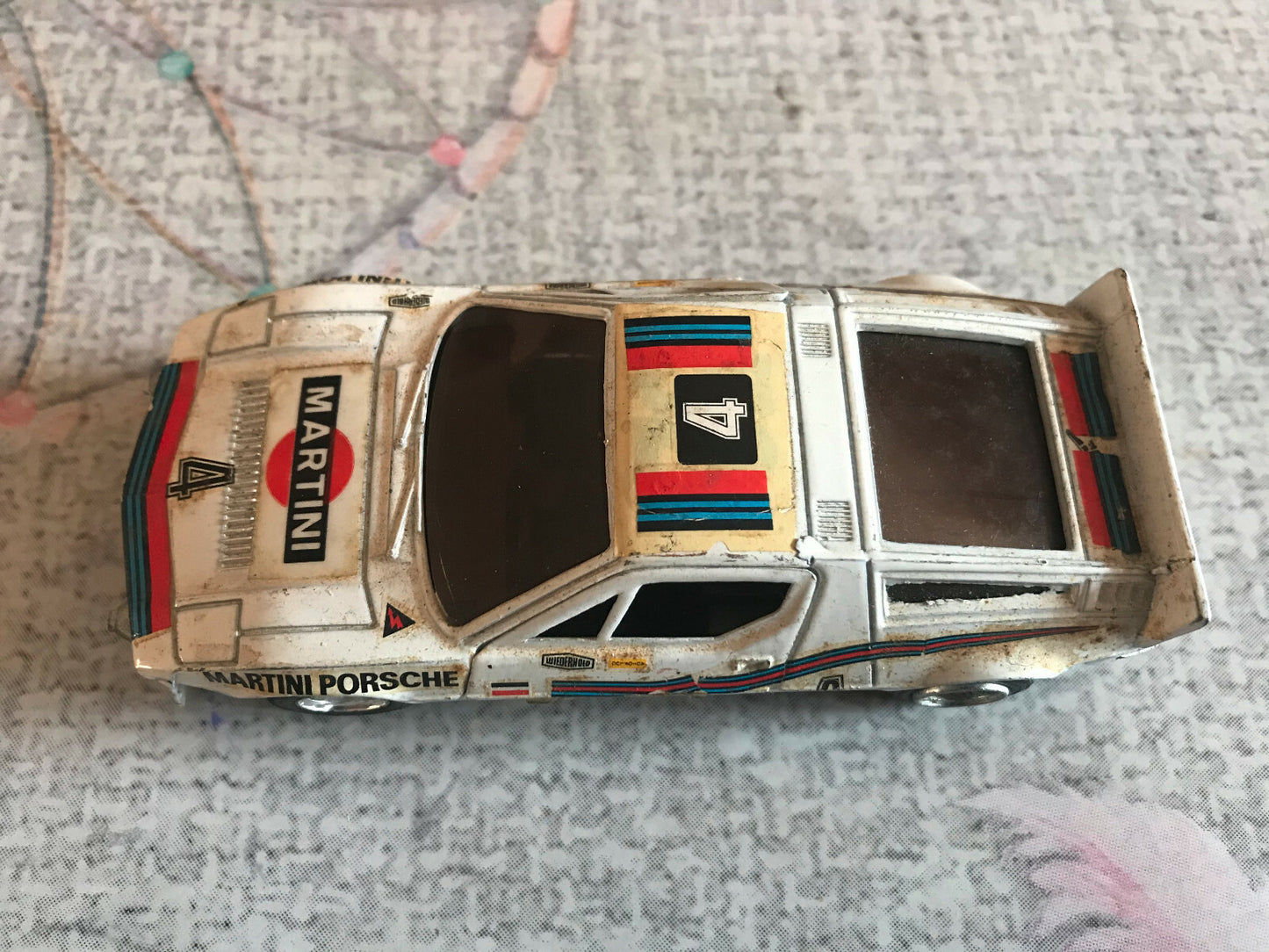 Voiture miniature Maserati Bora Martini Le Mans Made in Singapore 1/37