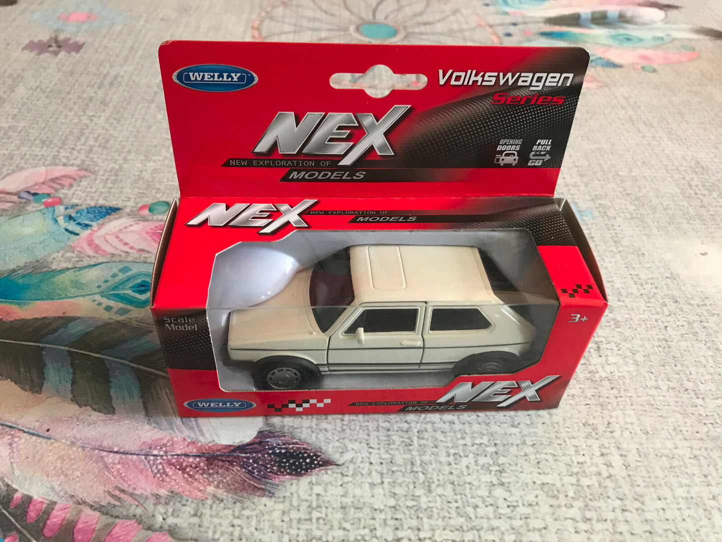 Voiture miniature Volkswagen Golf I 1 GTI Welly 1/34 - 1/36 - 1/39