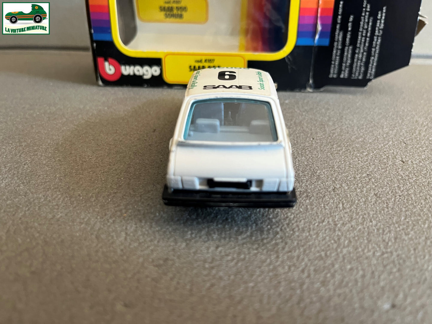 Voiture miniature Saab 900 Sonab cod. 4107 Burago au 1/43