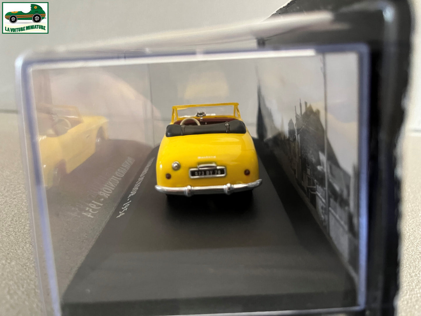 Voiture Miniature Panhard Junior 1954 au 1/43