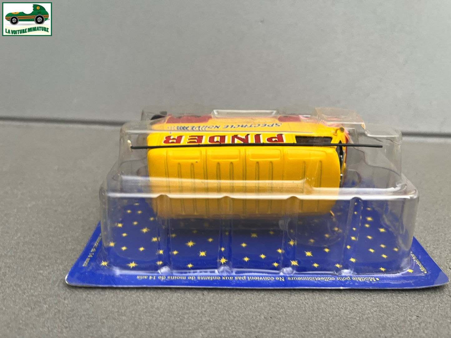 Voiture Miniature Renault Estafette Cirque Pinder Altaya 1/43