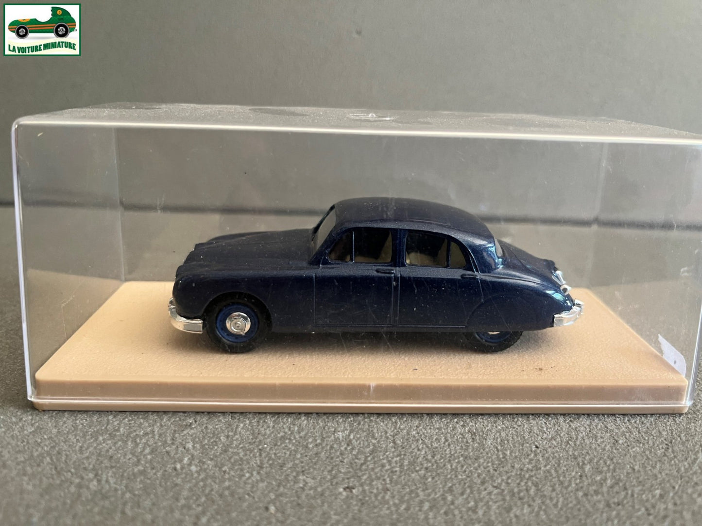 Voiture Miniature Jaguar MK1 Eligor au 1/43