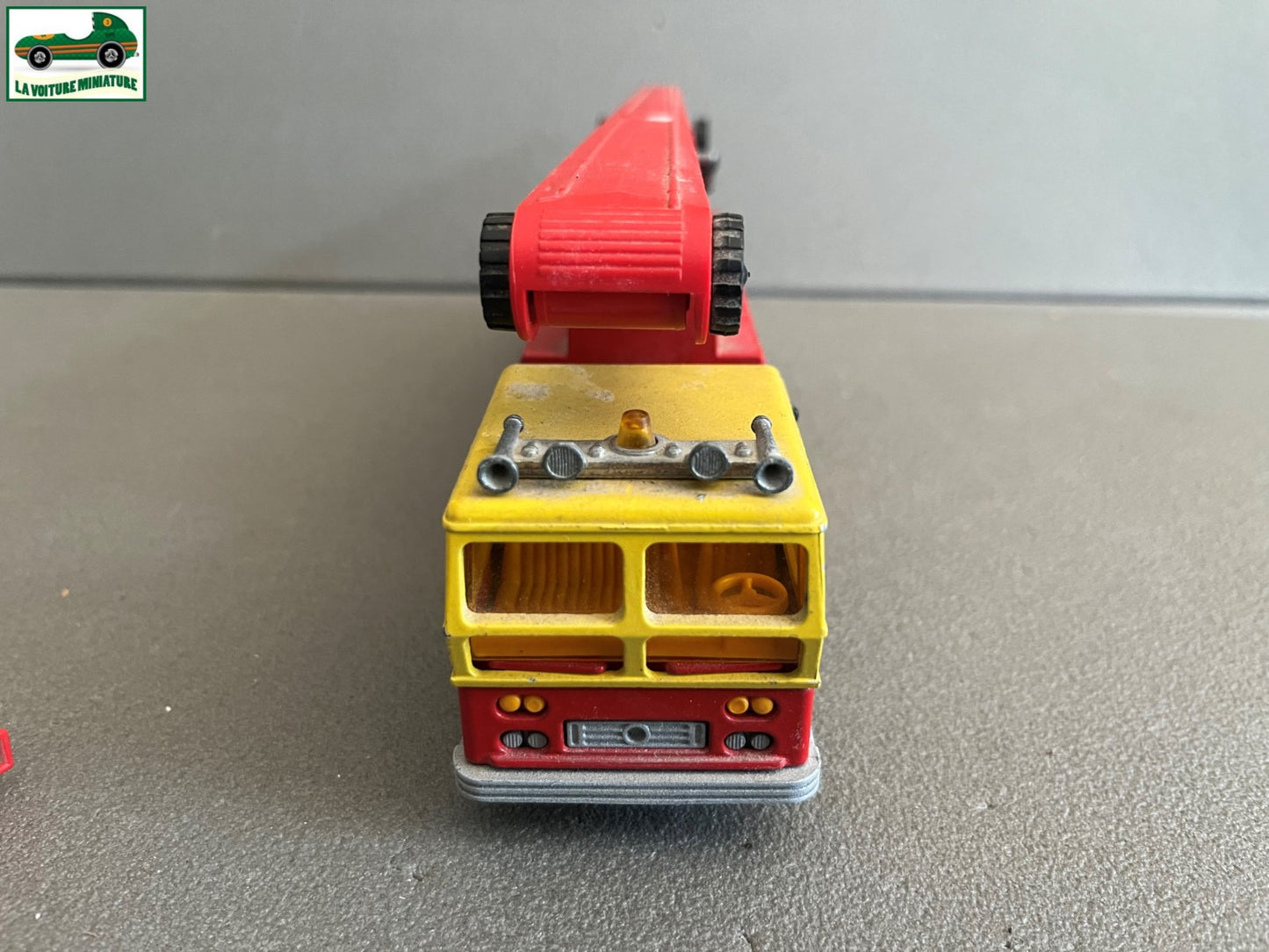 Ancienne Miniature Camion Pompiers Majorette Incendie Nacelle 1/47 Défauts