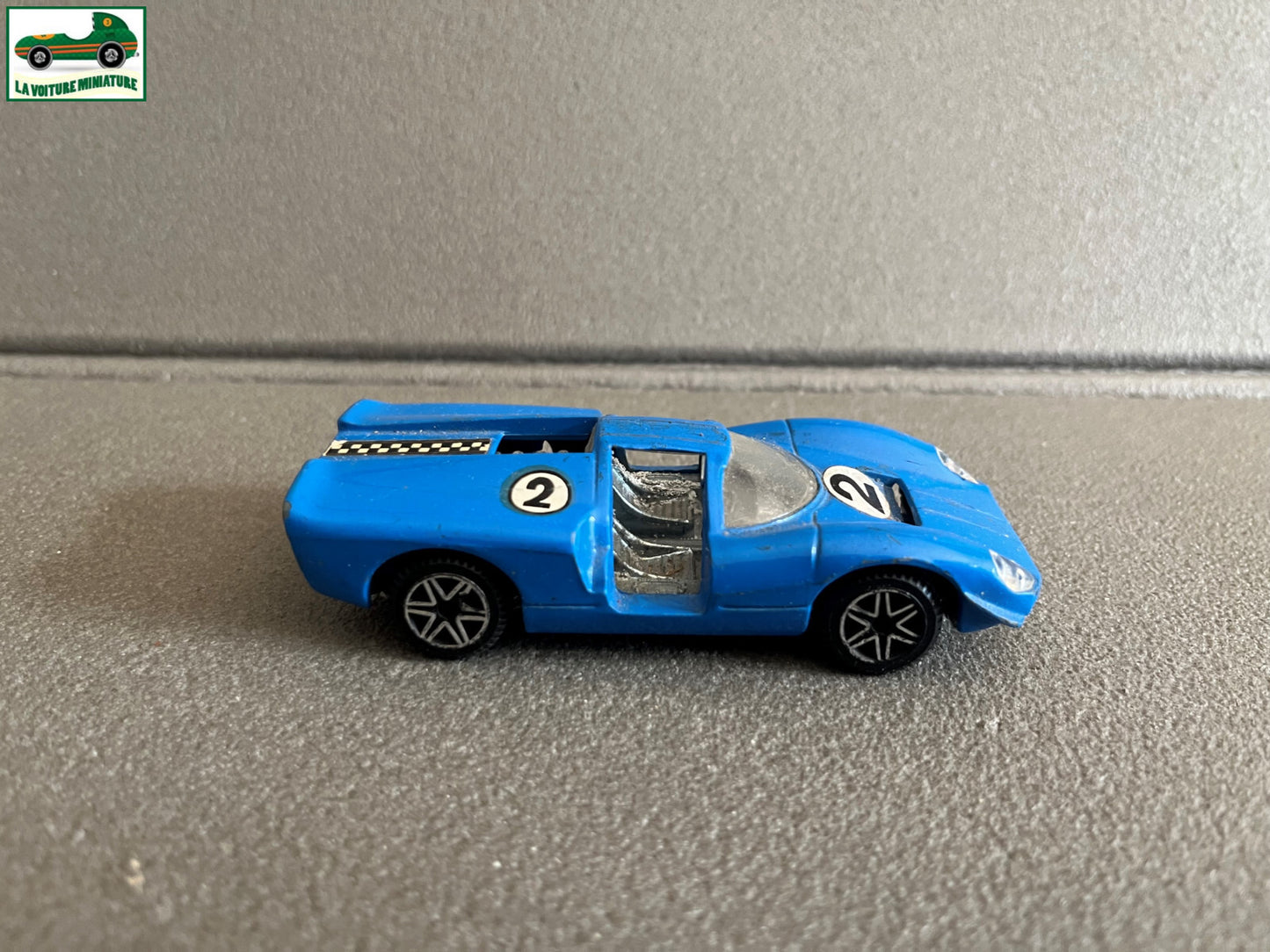 Ancienne Miniature Voiture Lola Aston Martin Politoys Export 1/43 Epave