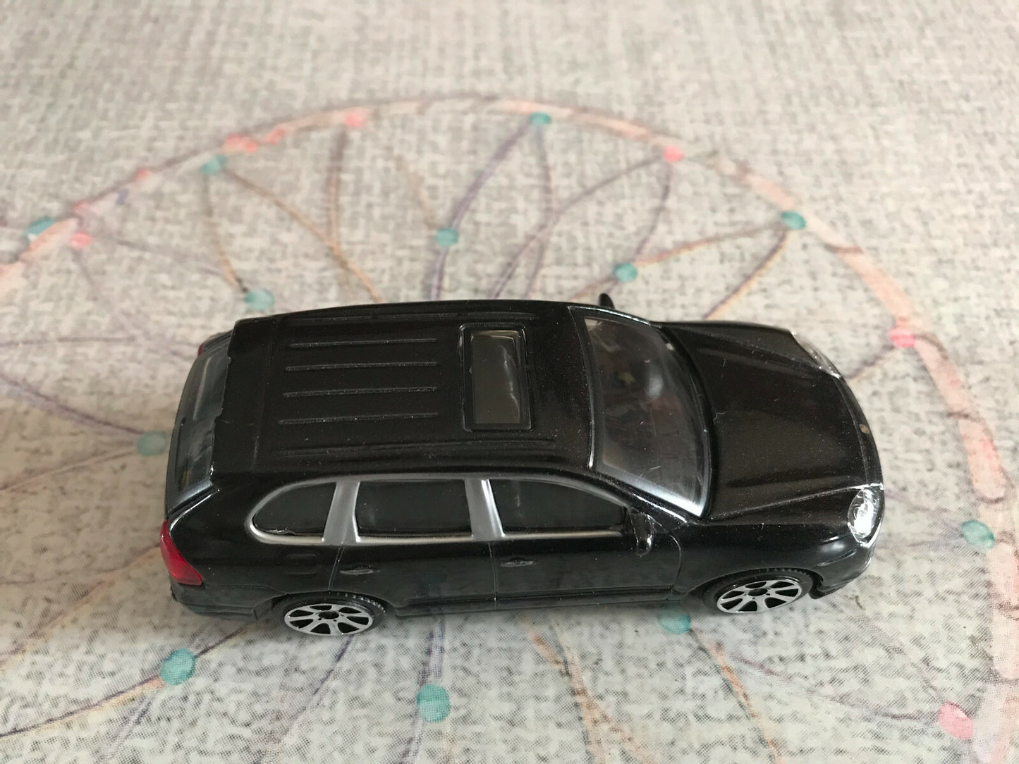 Voiture miniature Porsche Cayenne Turbo Burago 1/43