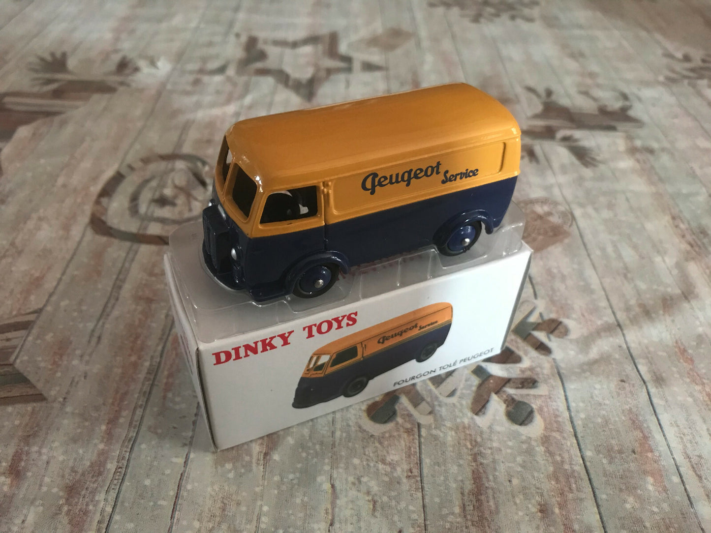 Voiture Miniature Fourgon Tolé Peugeot Service Hors Série 25 B Dinky Toys Atlas