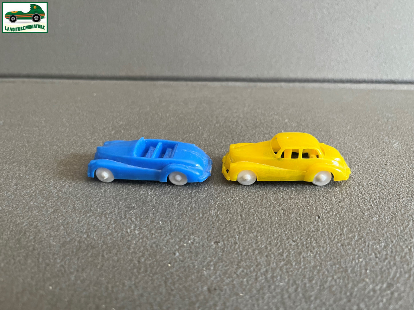 Ancienne Miniature Voiture Lot de 2 Premiere Serie Plastique Norev 1950 1/66