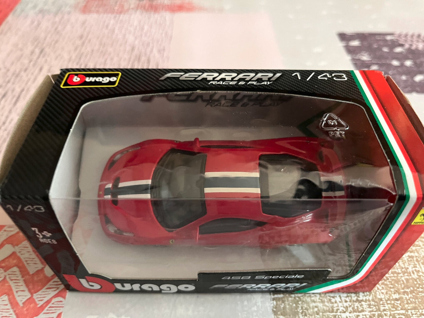Voiture miniature Burago Ferrari 458 Speciale au 1/43