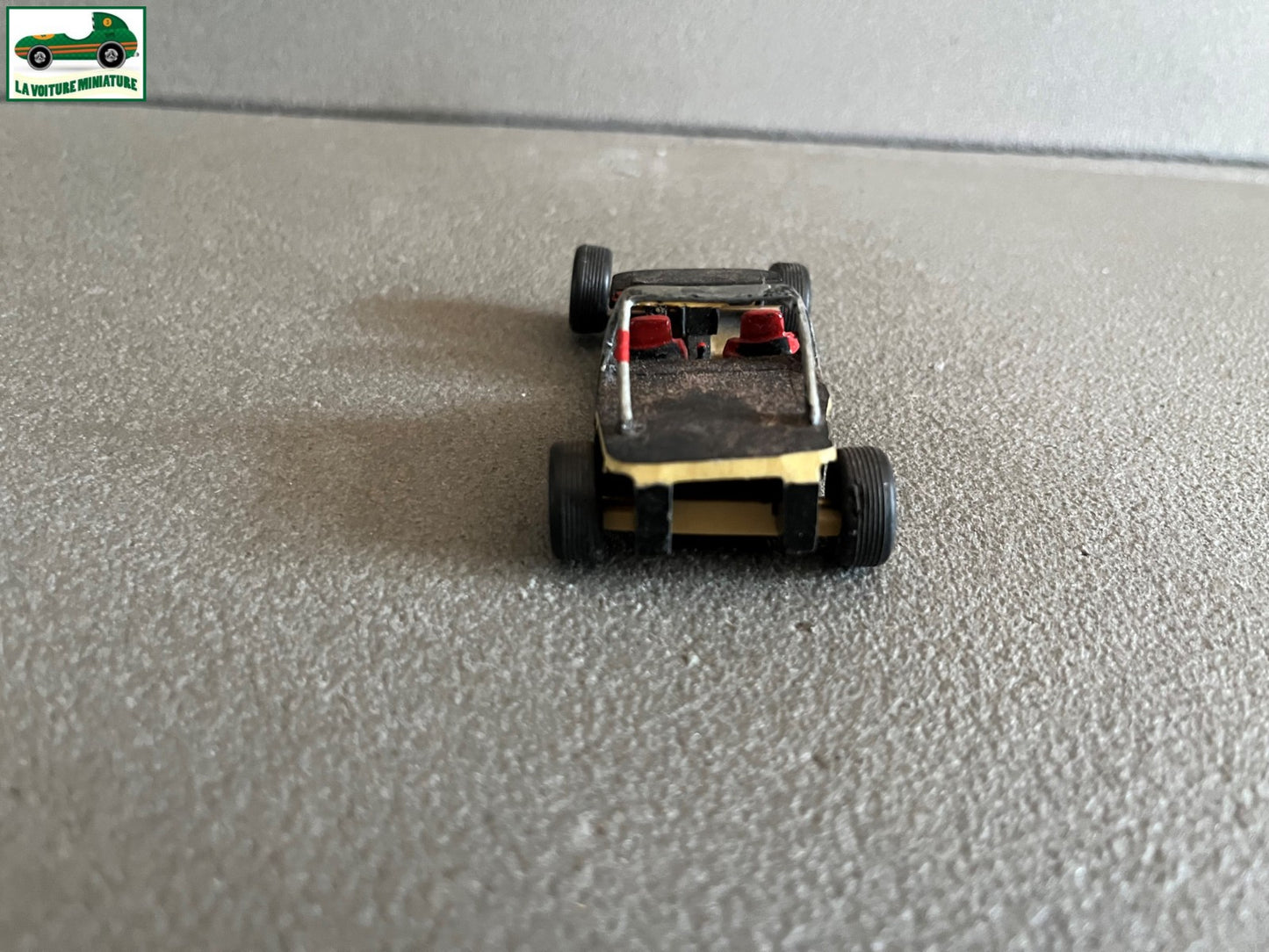 Voiture Miniature Kit monté Peugeot 205 Turbo 16 PM 1/43 Chassis Incomplet