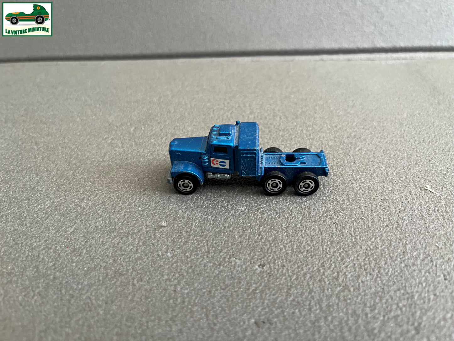 Ancienne Miniature Voiture Tracteur Semi Remorque Diamond Reo Tomica 1978 Japan
