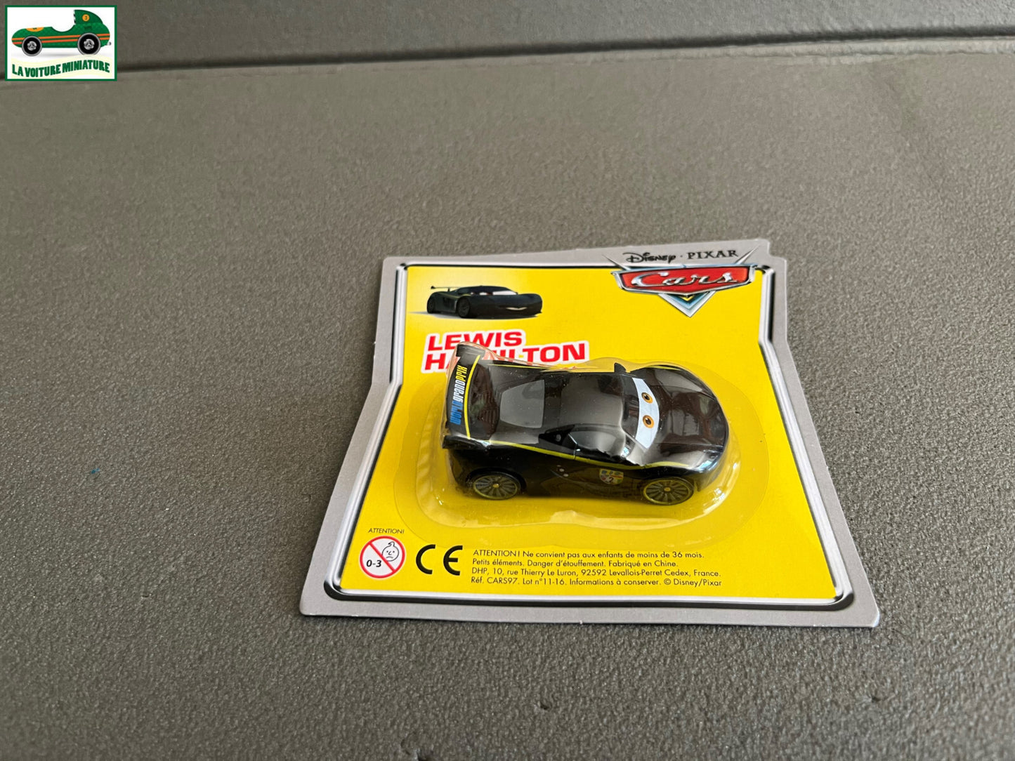 Voiture Miniature Cars Disney Pixar Lewis Hamilton Plastique DHP