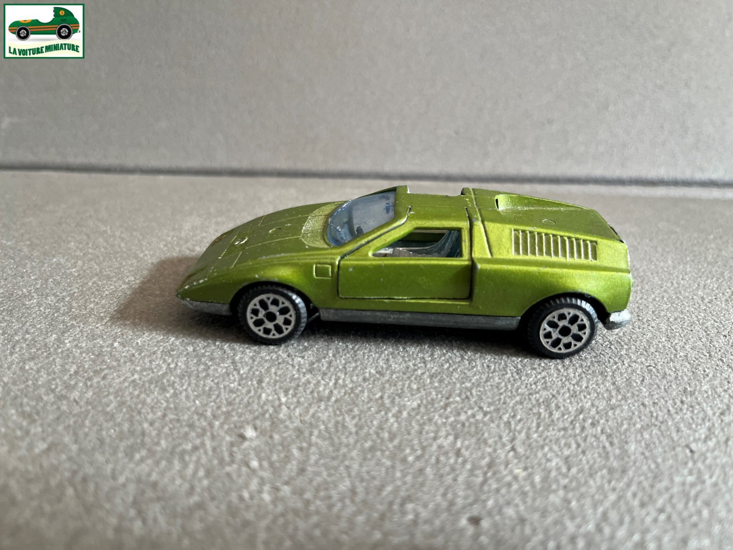 Ancienne Voiture Miniature Mercedes C111 Politoys N° E 16 Made in Italy 1/43