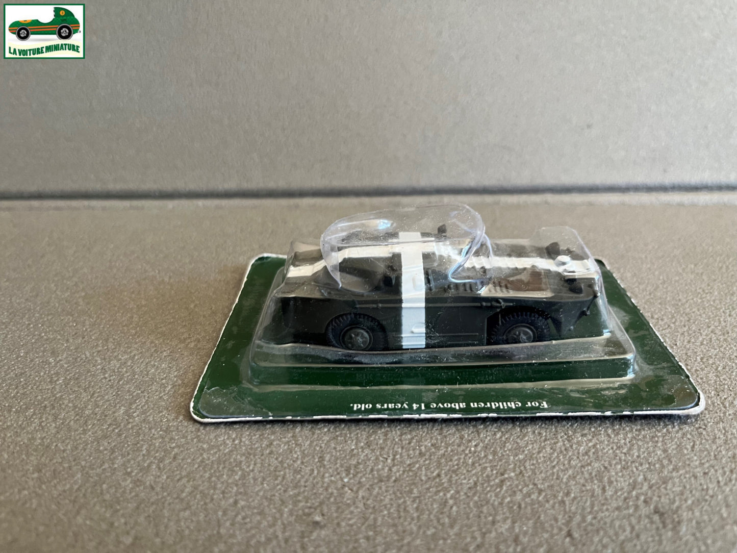 Miniature Militaire Char Tank BRDM Deagostini Pays de L'est au 1/72