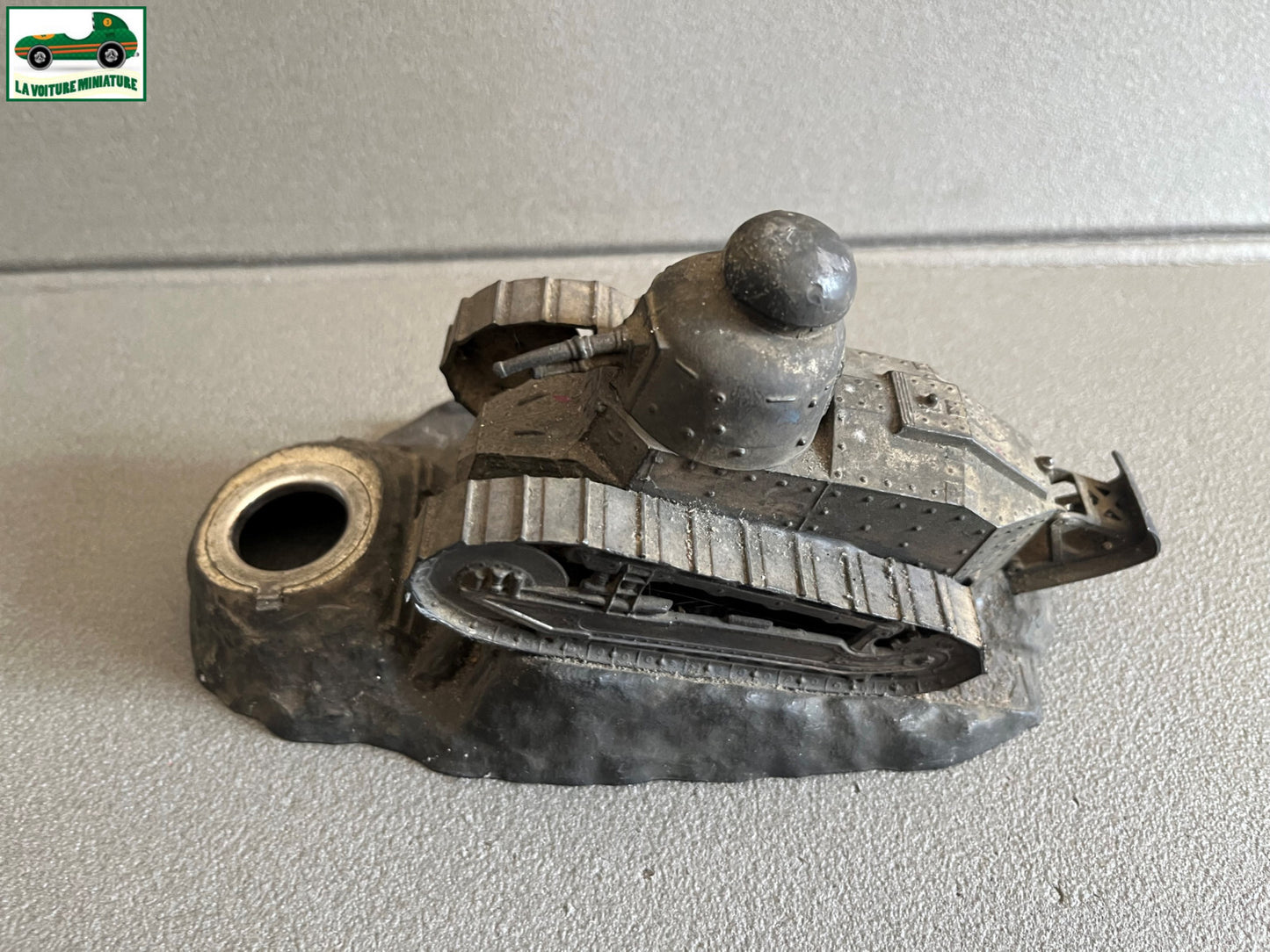 Ancien Miniature Militaire Char Encrier tank Renault FT17 Camp de Sissone
