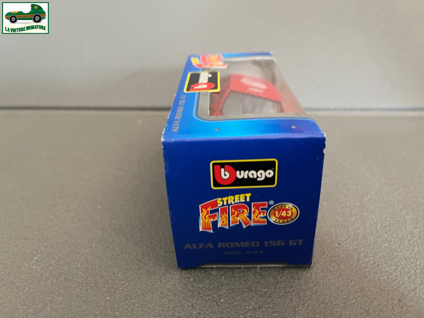 Voiture miniature Alfa Romeo 156 GT Burago au 1/43