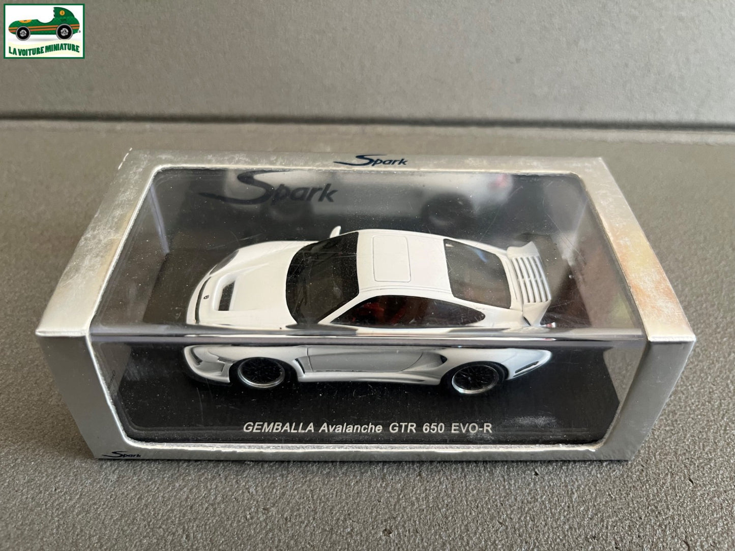 Voiture Miniature Porsche Gemballa Avalanche GTR 650 EVO-R Spark 1/43