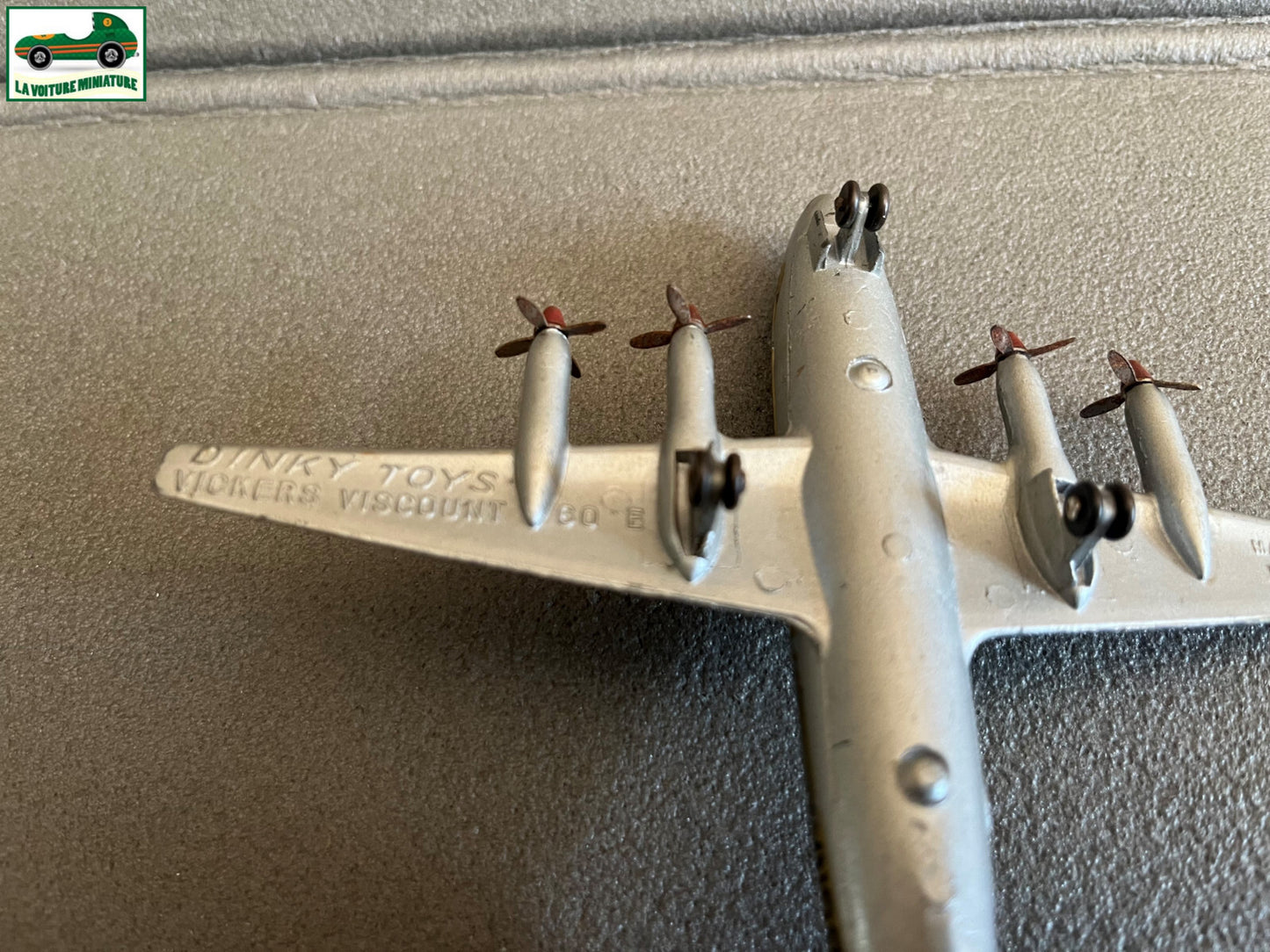 Ancienne Miniature Dinky Toys Avion Vickers Viscount 60E Meccano France Epave