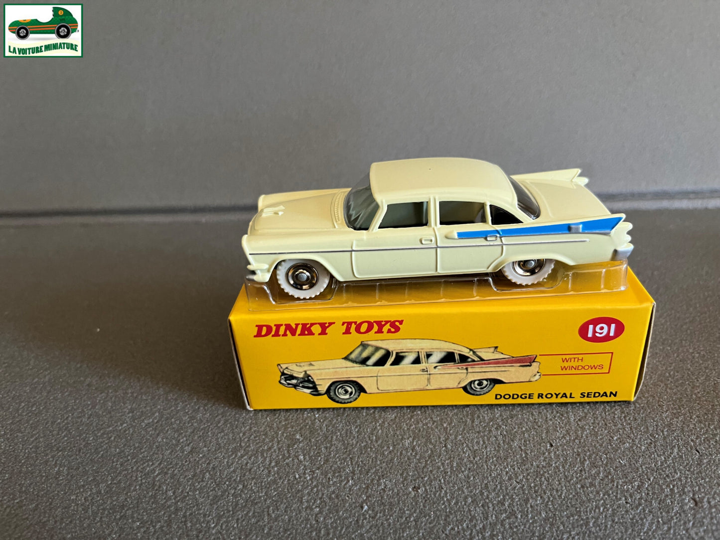Voiture miniature Dodge Royal Sedan 191 Dinky Toys Atlas
