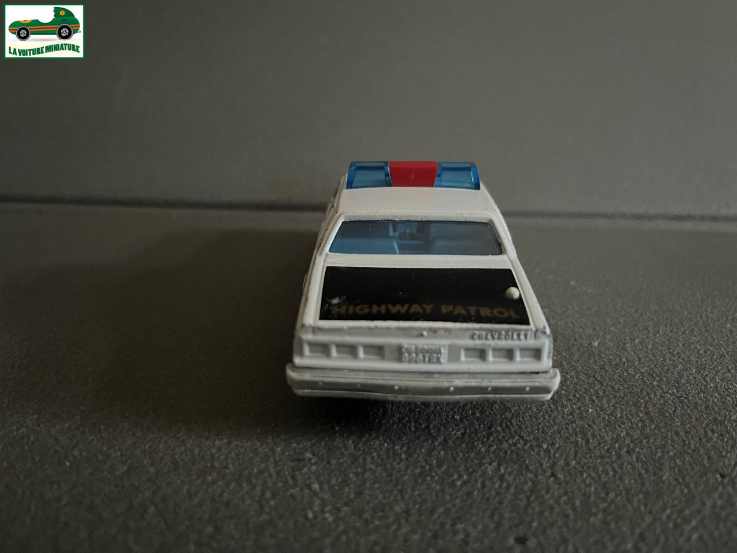 Voiture miniature Chevrolet Impala Highway Patrol Police Majorette France 1/41