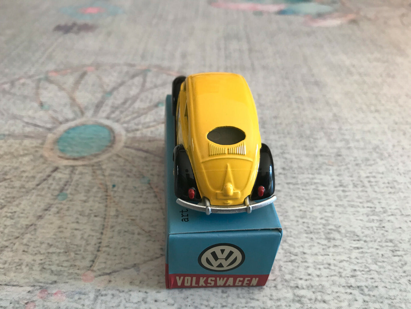 Voiture miniature Volkswagen Coccinelle Mercury Hachette 1/48 1/43 Style Dinky