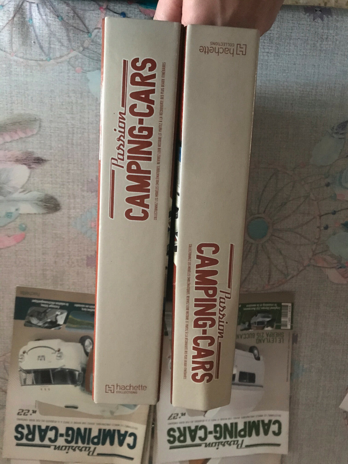 Voiture miniature Passion Camping Car Lot de 2 Classeurs + 4 Fascicules Hachette