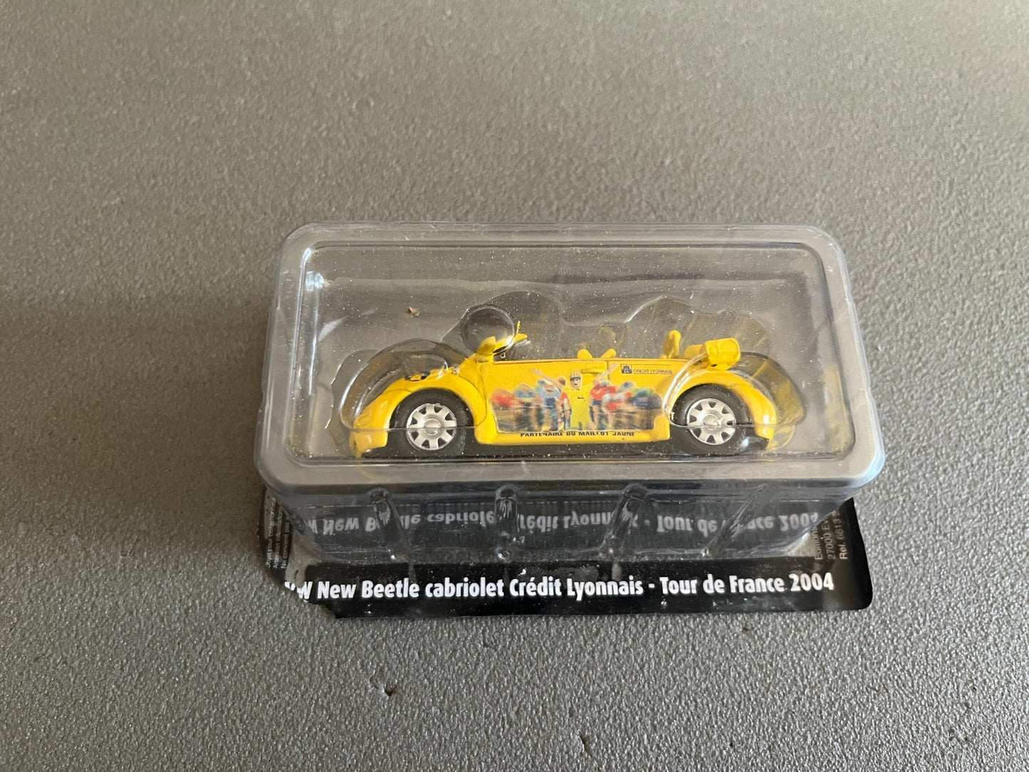 Voiture Miniature Volkswagen VW new beetle 2004 Tour de France Vélo Norev 1/43