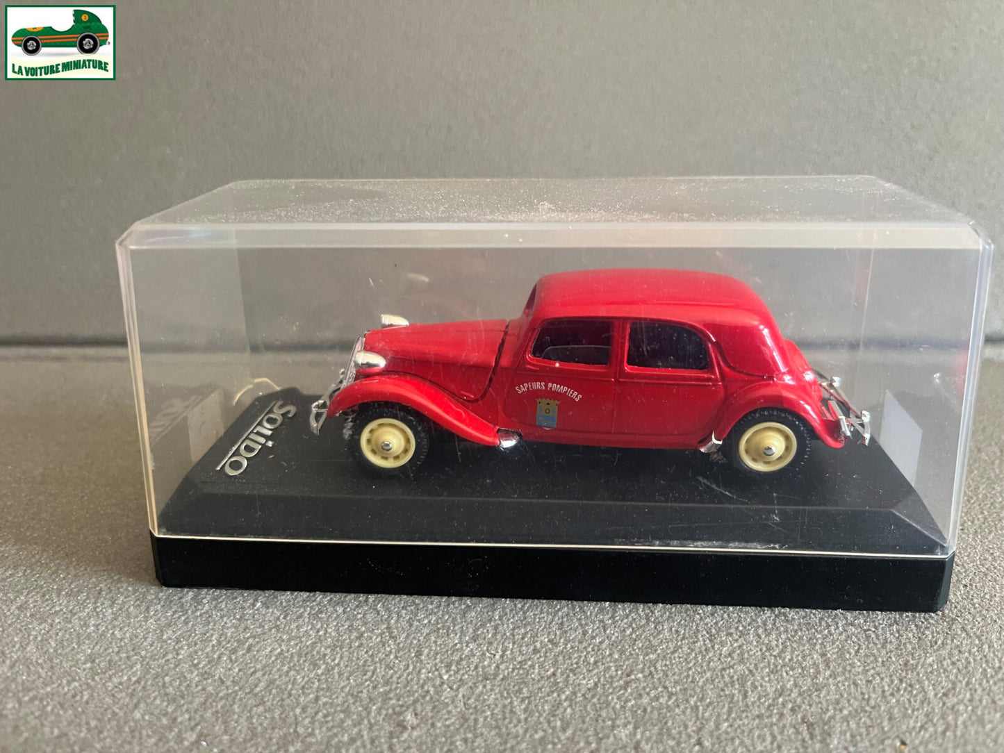 Voiture miniature Traction 4166 Citroen 15 CV Pompiers Solido au 1/43