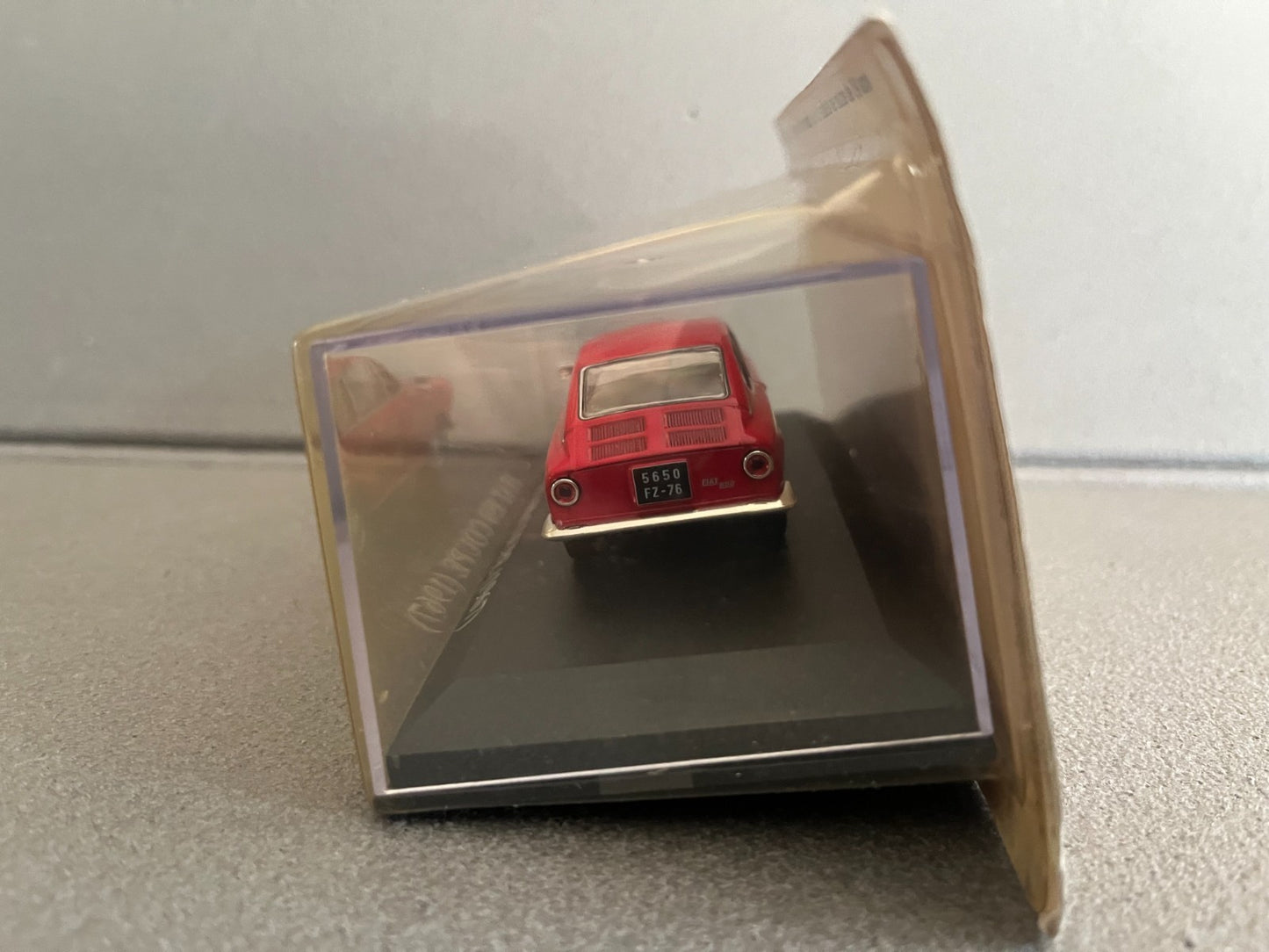 Voiture Miniature Fiat 850 Coupe 1967 Altaya au 1/43