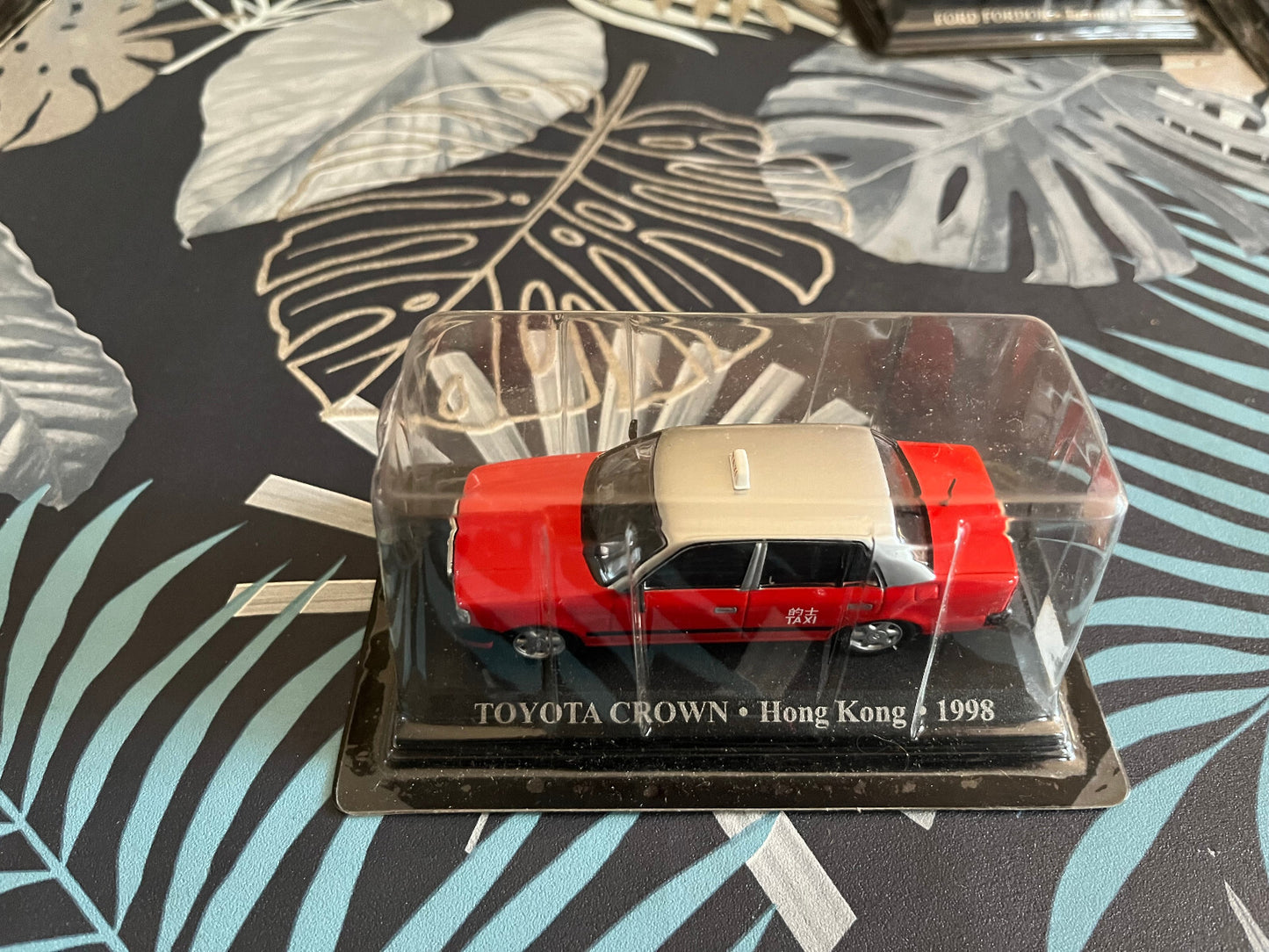 Voiture Miniature Toyota Crown Hong Kong 1998 Taxi Du Monde au 1/43 Altaya
