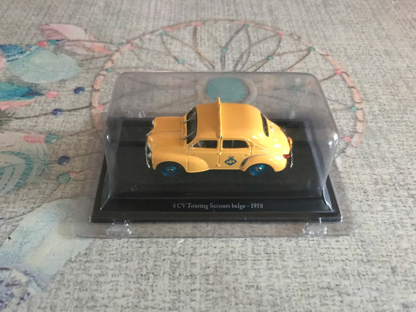 Voiture Miniature Renault 4CV Secours Belge 1958 Eligor au 1/43